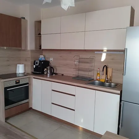 мизия 28 Апартаменты *